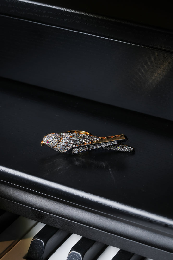 Chirpy diamond ring